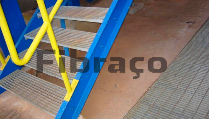 Degraus Metálicos